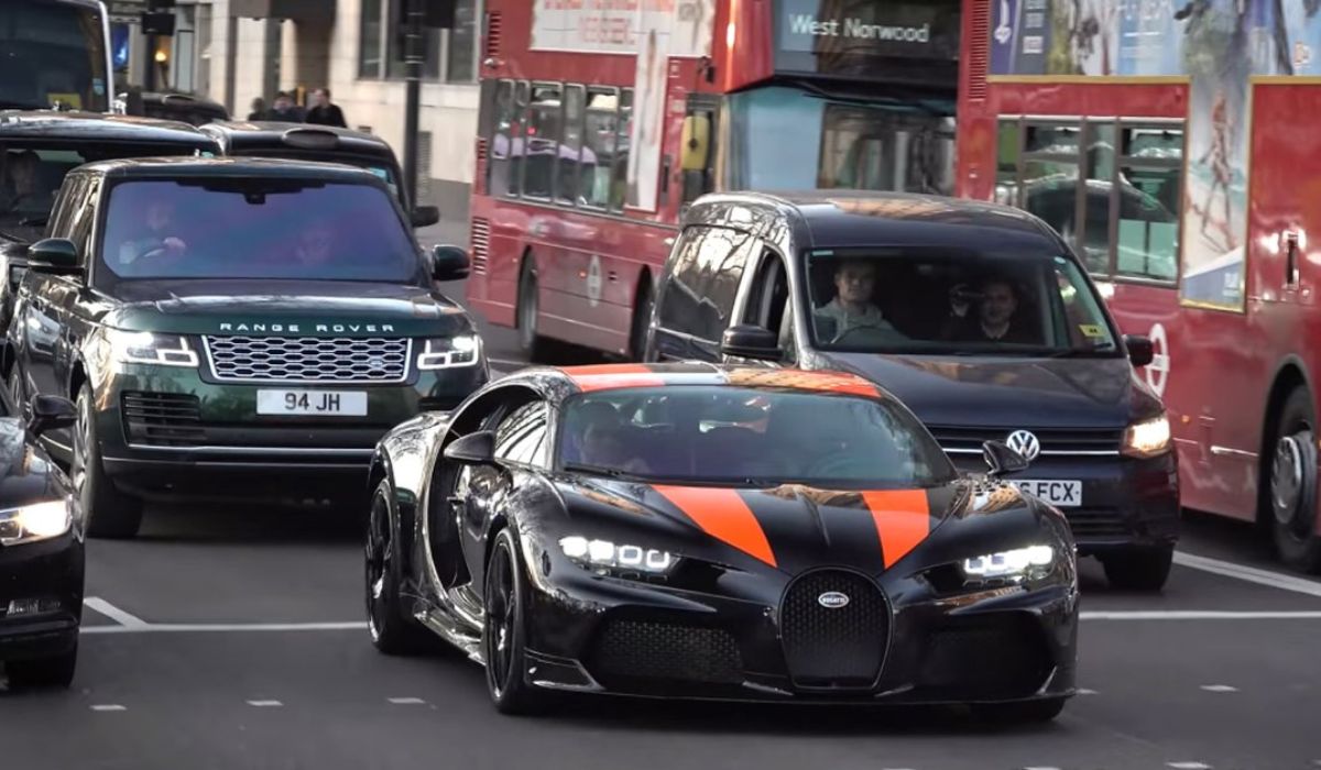 As World Cup approaches, demand for luxury automobiles and limos rises